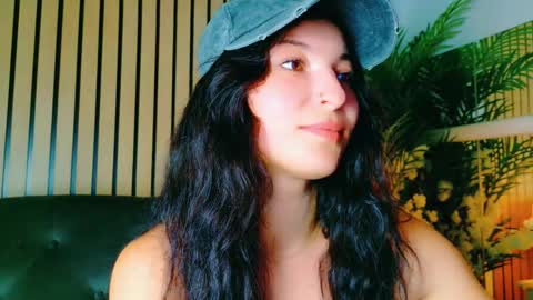 cuteness__girl online show from 12, 9, 2025