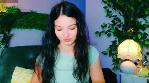 cuteness__girl online show from 20, 9, 2025