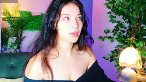 cuteness__girl online show from 23, 9, 2025