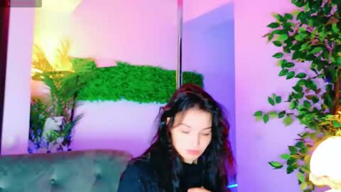 cuteness__girl online show from 24, 9, 2025