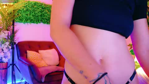 cuteness__girl online show from 26, 9, 2025