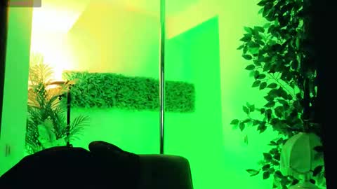 cuteness__girl online show from 11, 10, 2025