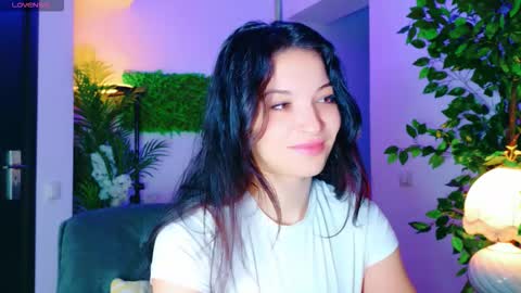 cuteness__girl online show from 17, 10, 2025