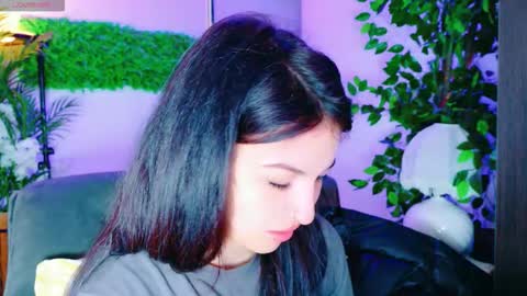 cuteness__girl online show from 22, 10, 2025