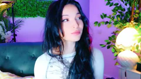 cuteness__girl online show from 5, 11, 2025