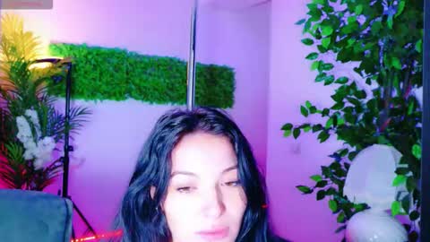 cuteness__girl online show from 12, 11, 2025