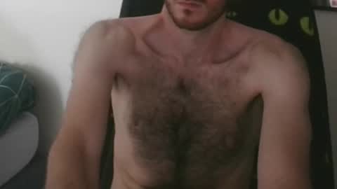 Snapshot of cutepatoots chatting on 12, 7, 2026 El online show from 12, 7, 2026