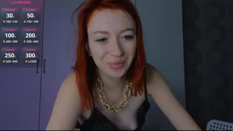 Snapshot of cuteroxyfoxyy chatting on 18, 7, 2026 Roxy online show from 18, 7, 2026