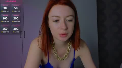 Snapshot of cuteroxyfoxyy chatting on 21, 7, 2026 Roxy online show from 21, 7, 2026