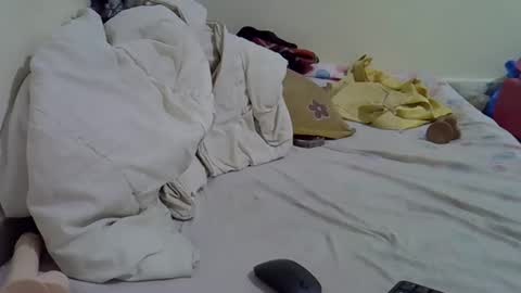 Snapshot of cutesera chatting on 15, 10, 2025 cute Melisa online show from 15, 10, 2025