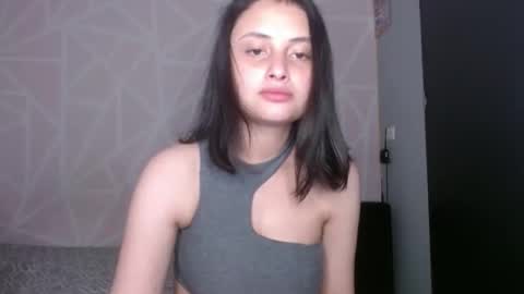 Snapshot of cutesophia11 chatting on 2, 1, 2025 sophia online show from 2, 1, 2025