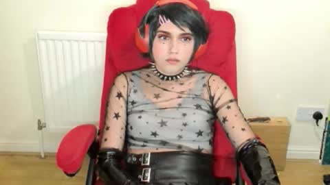 cutest_princess online show from 25, 4, 2026