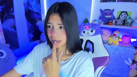  - independent model online show from 28, 12, 2024