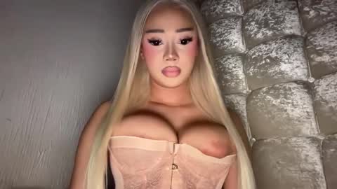 cutesy doll online show from 9, 4, 2026
