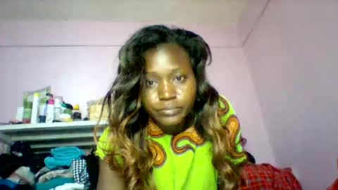 Snapshot of cutezola chatting on 5, 10, 2025 cutezola online show from 5, 10, 2025