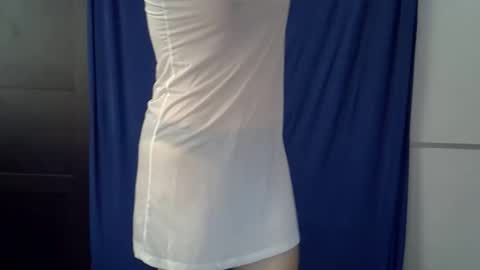cutie_bee online show from 19, 5, 2026
