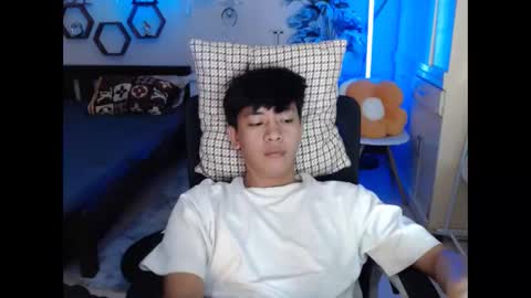 Neil Taylor online show from 19, 12, 2025