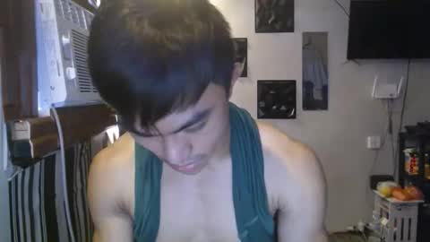 Snapshot of cutie_hunk69 chatting on 4, 6, 2026 cutie_hunk69 online show from 4, 6, 2026