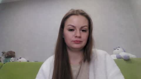 Snapshot of cutie_klo_ chatting on 2, 3, 2025 Chloe online show from 2, 3, 2025