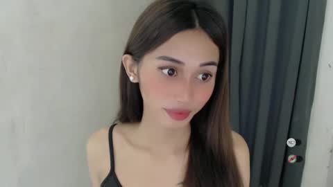 cutie_mitcha online show from 9, 3, 2025