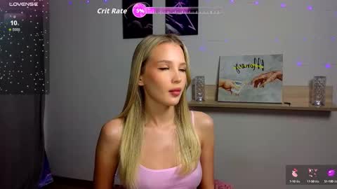 cutiefull_lion online show from 29, 9, 2025