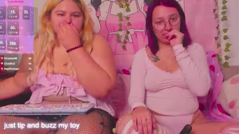 Snapshot of cutielanalova chatting on 3, 10, 2025 cutielanalova online show from 3, 10, 2025