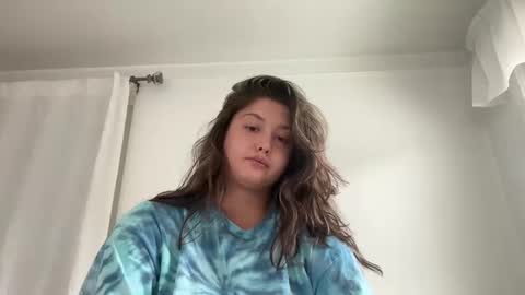 Snapshot of cutieoggg420 chatting on 23, 9, 2025 Cutieoggg420 online show from 23, 9, 2025