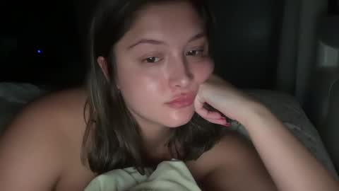 Snapshot of cutieoggg420 chatting on 30, 9, 2025 Cutieoggg420 online show from 30, 9, 2025