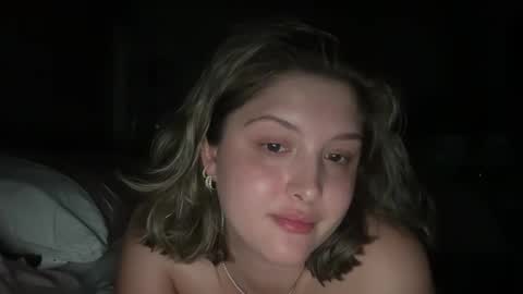 Cutieoggg420 online show from 5, 5, 2026