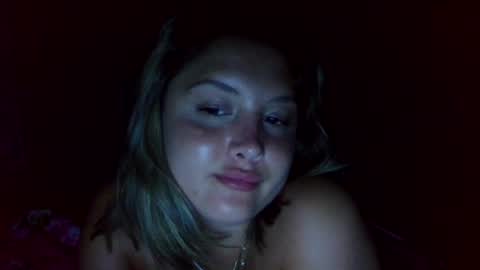 Snapshot of cutieoggg420 chatting on 9, 7, 2026 Cutieoggg420 online show from 9, 7, 2026