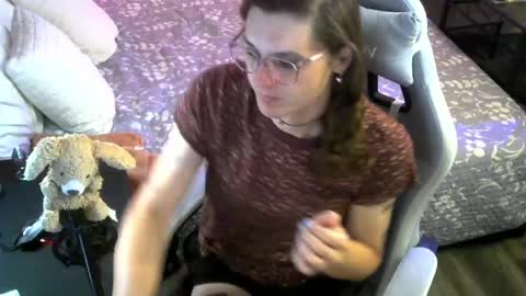 Snapshot of cutiepiescarlett chatting on 5, 5, 2026 cutiepiescarlett online show from 5, 5, 2026