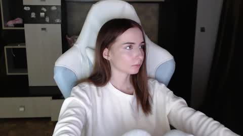 Cutti Crystal online show from 27, 10, 2025