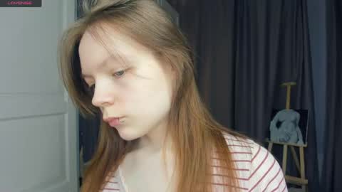Snapshot of cuty_petite chatting on 3, 5, 2026 Anne online show from 3, 5, 2026