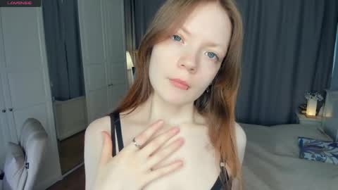 Snapshot of cuty_petite chatting on 28, 5, 2026 Anne online show from 28, 5, 2026