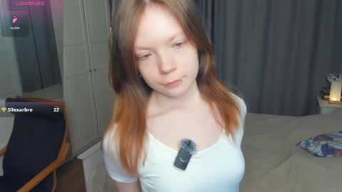 Snapshot of cuty_petite chatting on 5, 6, 2026 Anne online show from 5, 6, 2026