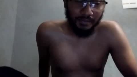 Snapshot of cuz28 chatting on 8, 10, 2025 cuz28 online show from 8, 10, 2025
