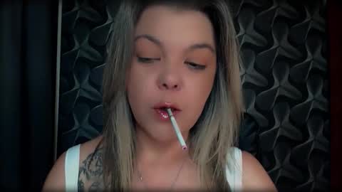 Full time mean bitch. online show from 21, 4, 2026