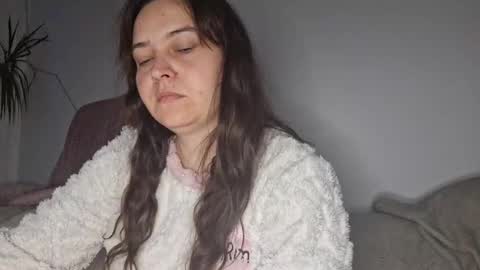 Cyndee Winter online show from 5, 10, 2025