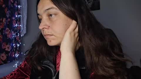 Cyndee Winter online show from 26, 4, 2026