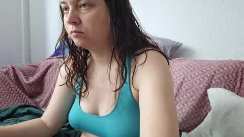 Snapshot of cyndee_winter chatting on 7, 6, 2026 Cyndee Winter online show from 7, 6, 2026