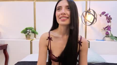 Cynthia1fox online show from 7, 4, 2026