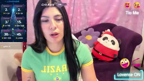 Snapshot of cynthiawatson_ chatting on 22, 12, 2025 Cynthia online show from 22, 12, 2025