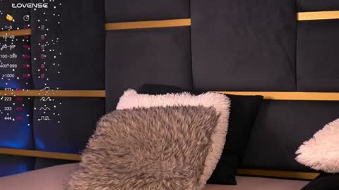 Snapshot of cynthiawest chatting on 7, 1, 2025 Ivy online show from 7, 1, 2025