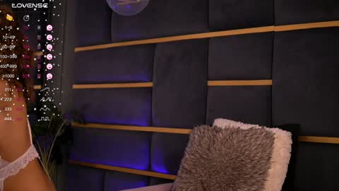 Snapshot of cynthiawest chatting on 23, 1, 2025 Ivy online show from 23, 1, 2025