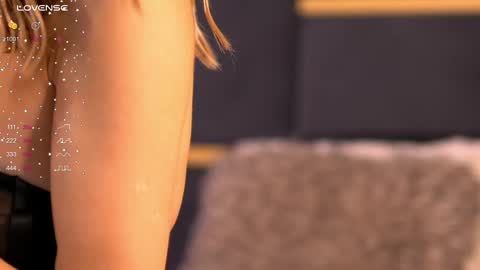 Snapshot of cynthiawest chatting on 7, 3, 2025 Ivy online show from 7, 3, 2025