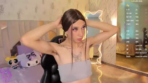 Snapshot of cyrus_tay chatting on 25, 7, 2026 cyrus_tay online show from 25, 7, 2026