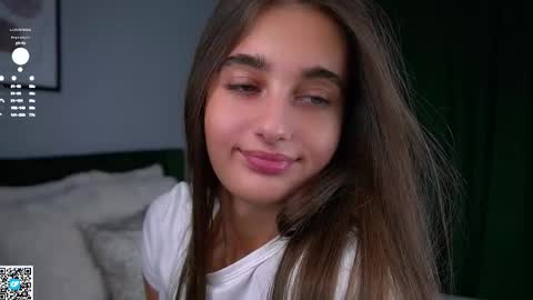 Isabella online show from 23, 10, 2025