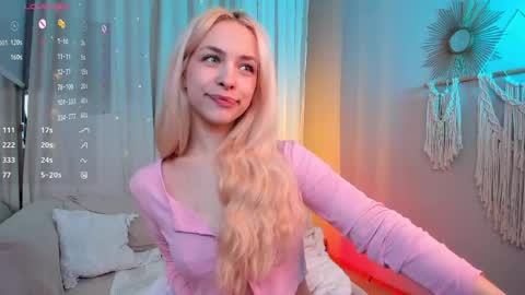 Snapshot of d0ll_eyes_ chatting on 28, 5, 2026 Julie online show from 28, 5, 2026