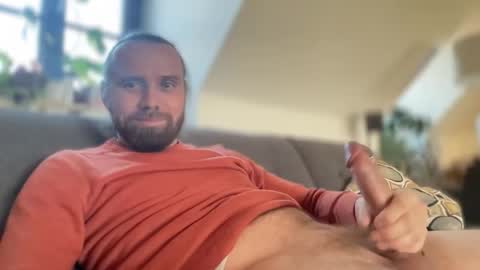 Snapshot of d0n_gi0vanni chatting on 2, 12, 2025 d0n_gi0vanni online show from 2, 12, 2025