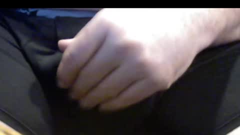 Snapshot of dadbodsensei chatting on 3, 2, 2026 DadbodSensei online show from 3, 2, 2026